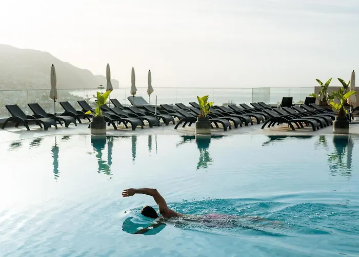 The Views Baia - Adults Only Фуншал