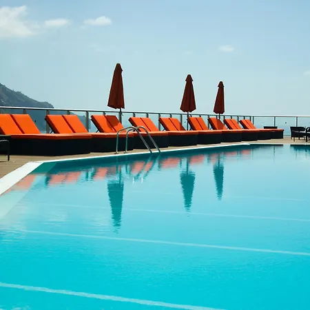 酒店 The Views Baia - Adults Only 丰沙尔