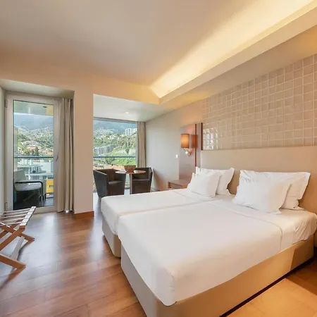 The Views Baia - Adults Only 4* 丰沙尔