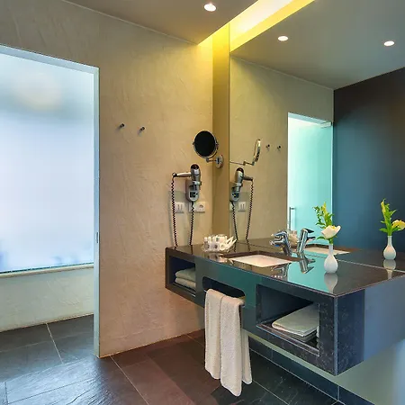 Hotel The Views Baia - Adults Only Funchal (Madeira)