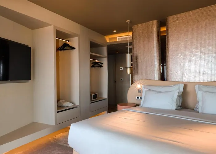 The Views Baia - Adults Only