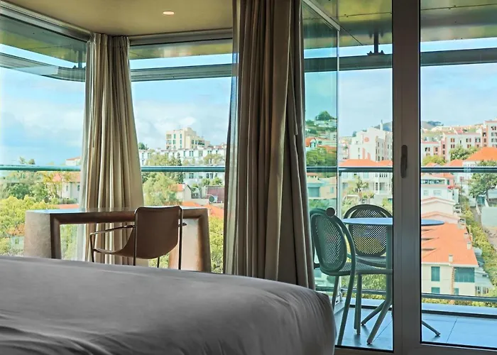 The Views Baia - Adults Only