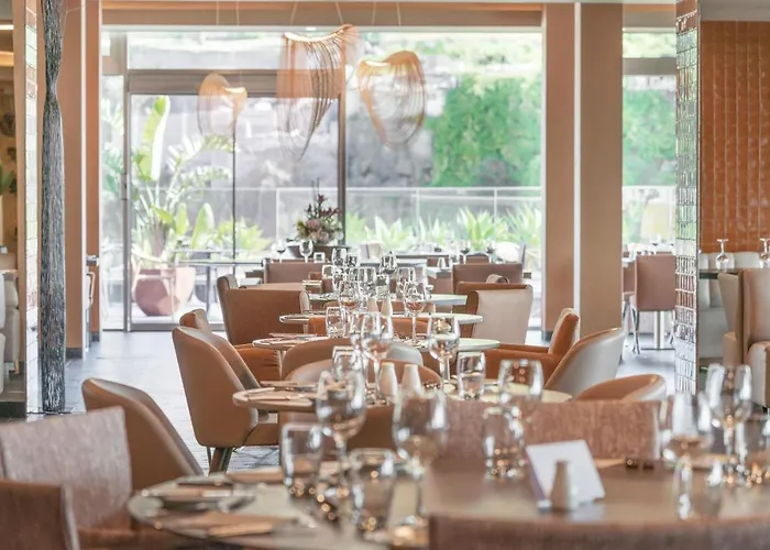 Hotel The Views Baia - Adults Only Funchal (Madeira)