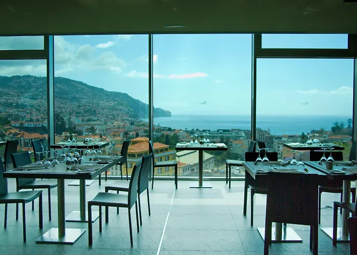 The Views Baia - Adults Only 酒店 丰沙尔