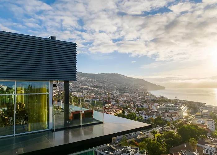 The Views Baia - Adults Only 4* Funchal (Madeira)